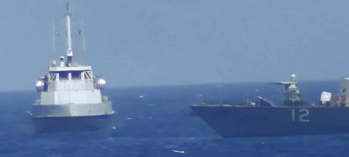 US Navy fires warning shots near Iran ship in Persian Gulf - Talk-N West TN