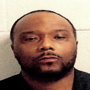 Bradley, Lavaris Antono